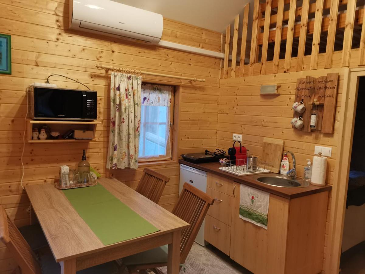 Novák porta vendégház-Tab, Zala Apartamento Exterior foto